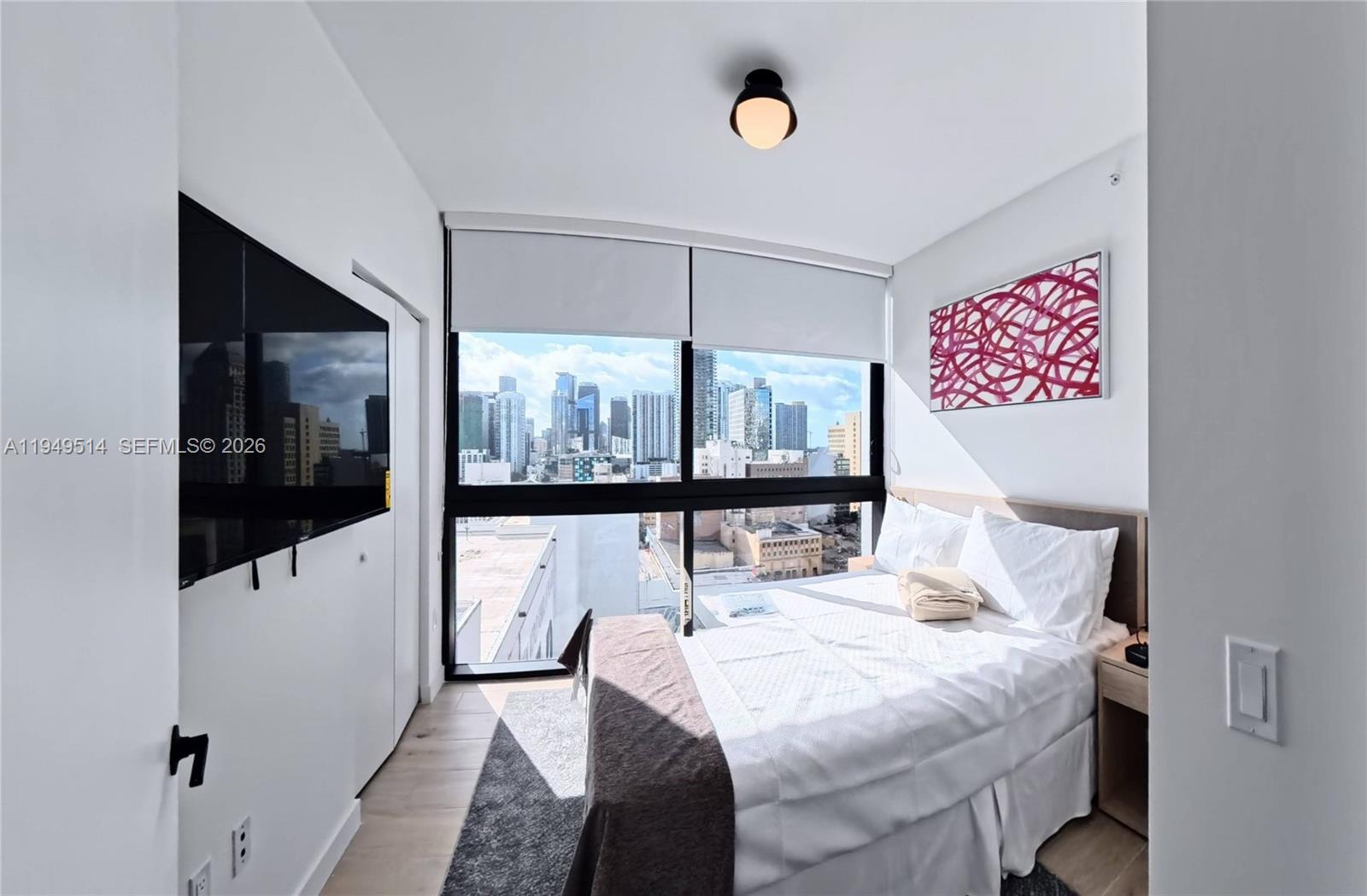 225 N Miami Ave 1812