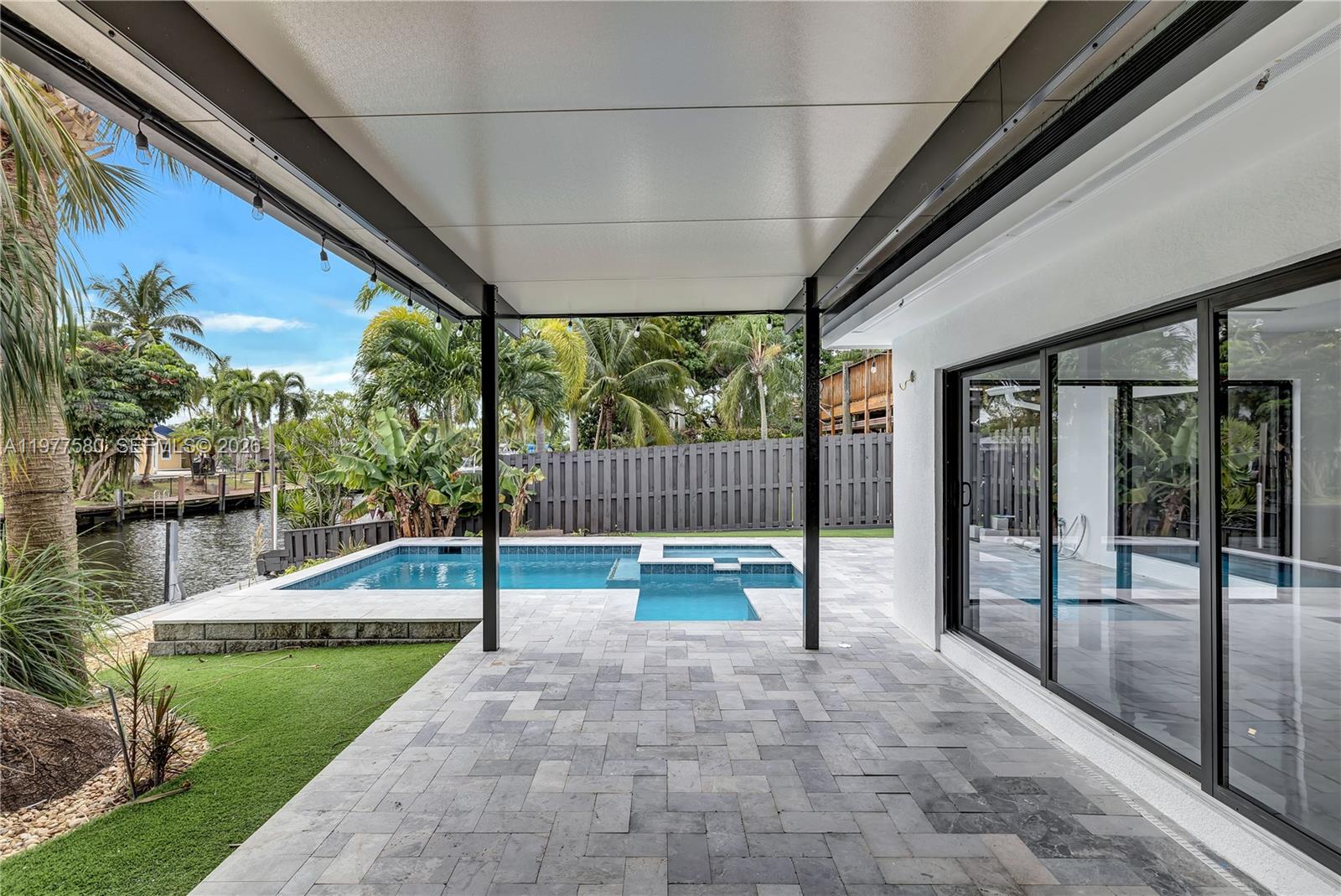 GILL ISLES - Residential Lease