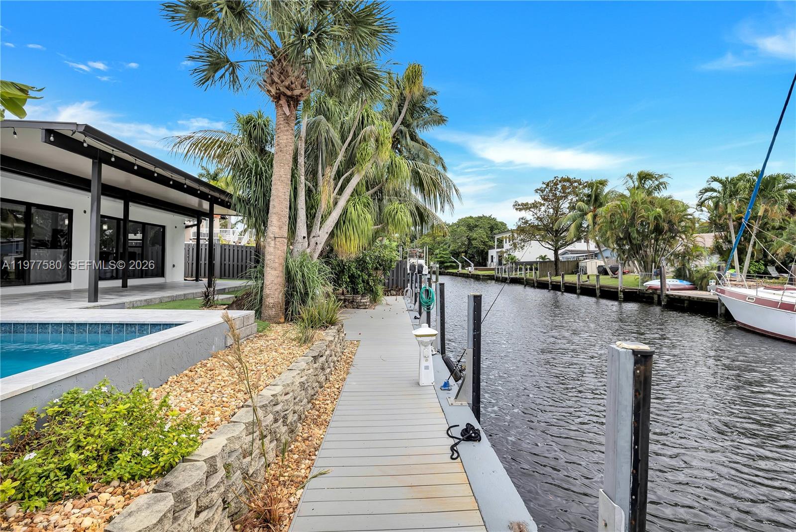 GILL ISLES - Residential Lease