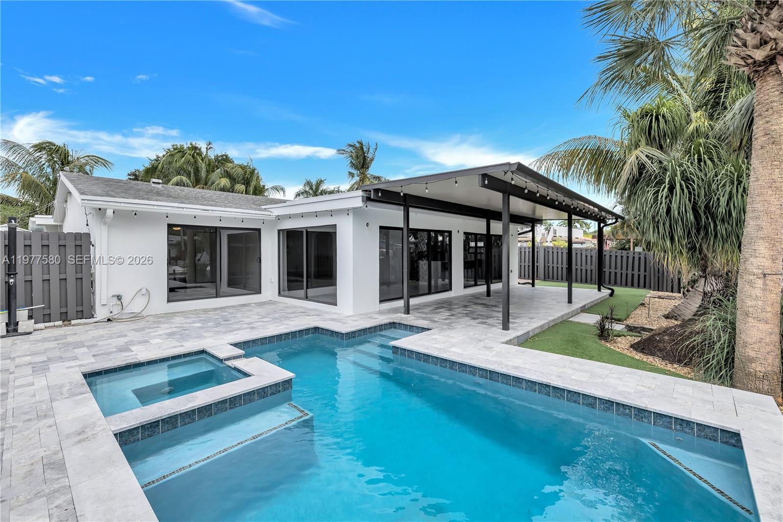GILL ISLES - Residential Lease
