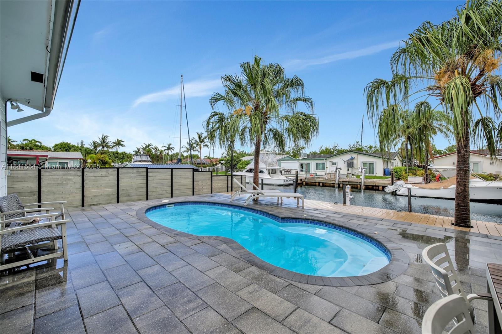 ROYAL PALM VISTA 1ST ADD - Residential