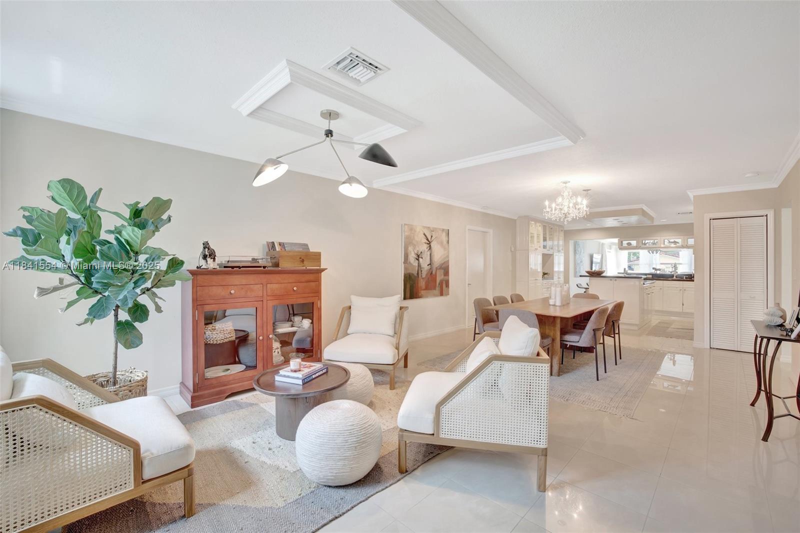 317 NE 5th Ct, Dania Beach, FL, 33004/$1,700,000 3 317 NE 5th Ct