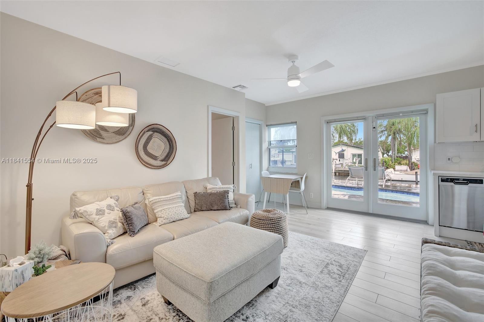 ROYAL PALM VISTA 1ST ADD - Residential