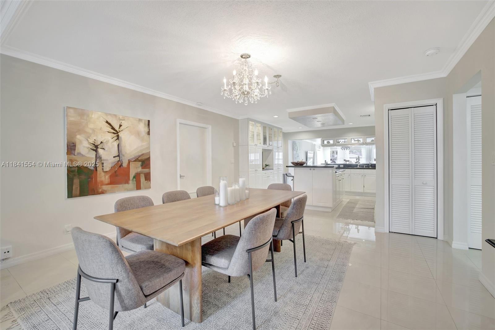 317 NE 5th Ct, Dania Beach, FL, 33004/$1,700,000 4 317 NE 5th Ct