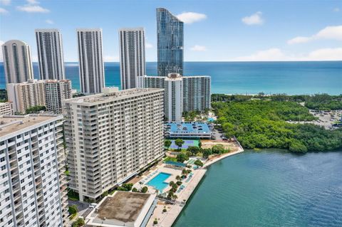 Photo of 300 Bayview Dr #1009, Sunny Isles Beach, FL 33160 (MLS # A12014865)
