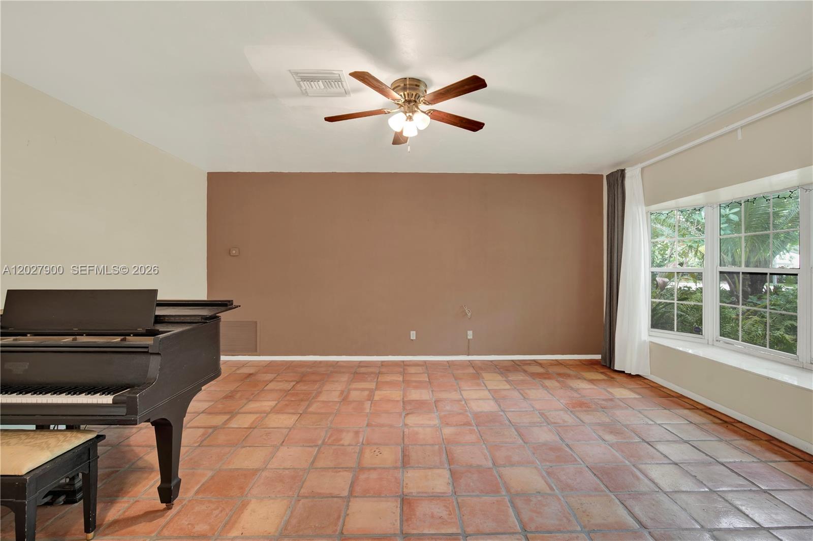 KENDALL GARDENS - Residential