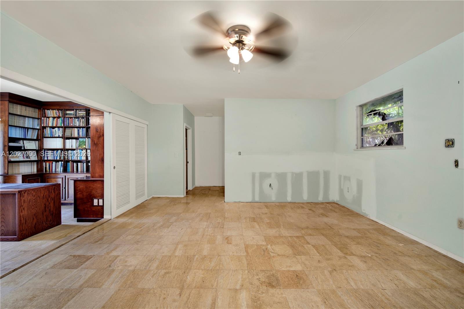 KENDALL GARDENS - Residential
