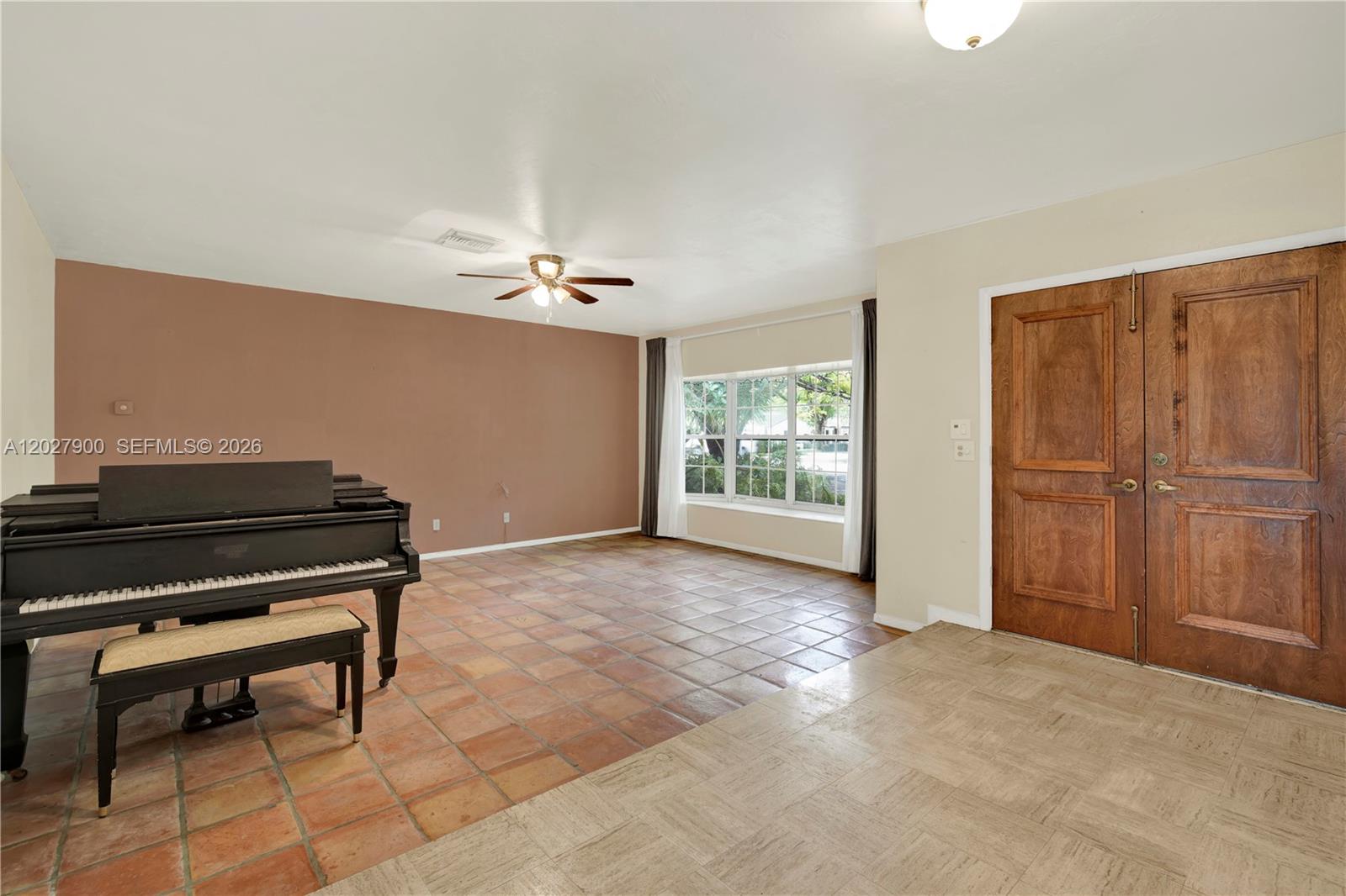 KENDALL GARDENS - Residential