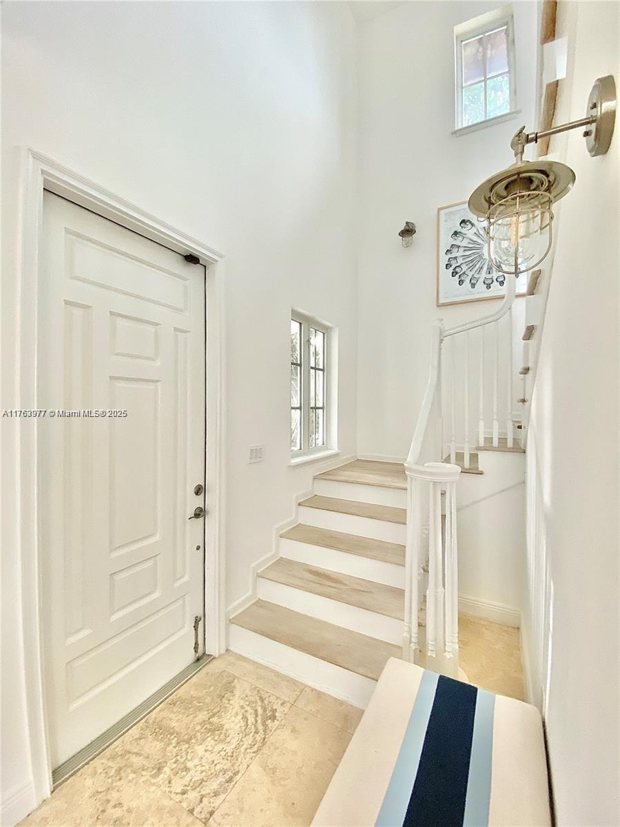 TROPICAL ISLE HOMES SUB 4 - Residential Lease