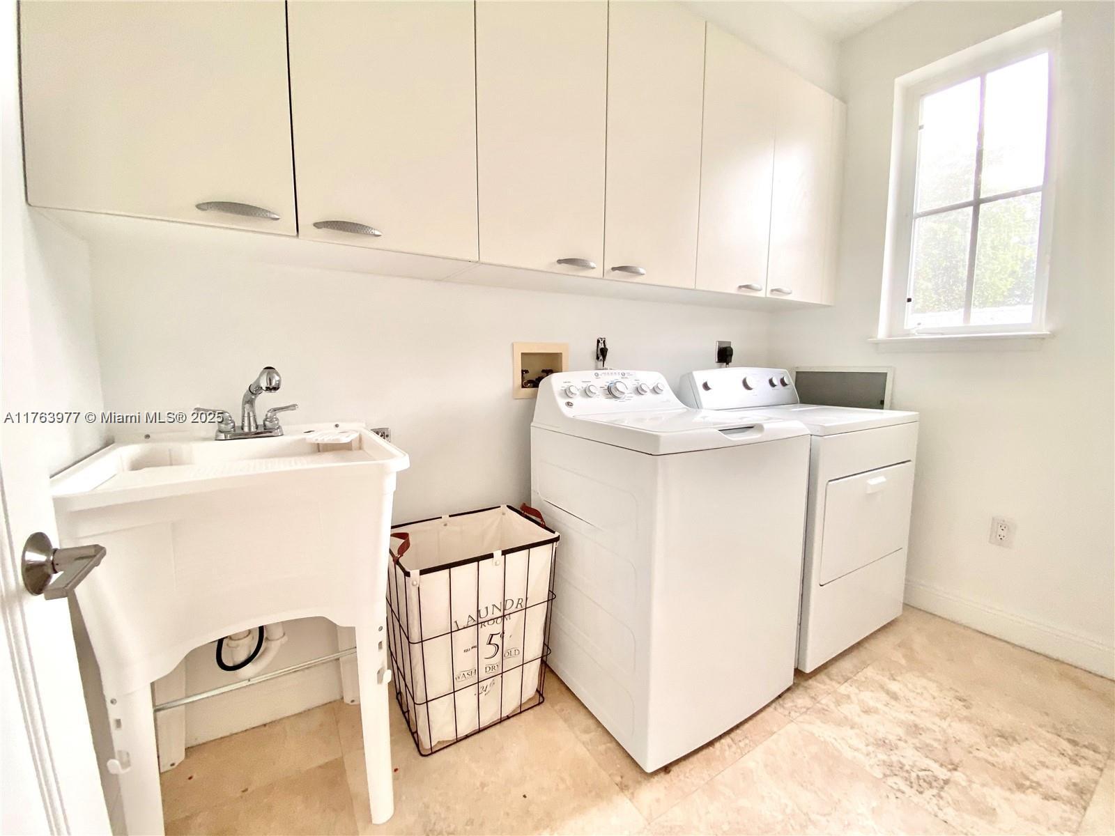 TROPICAL ISLE HOMES SUB 4 - Residential Lease