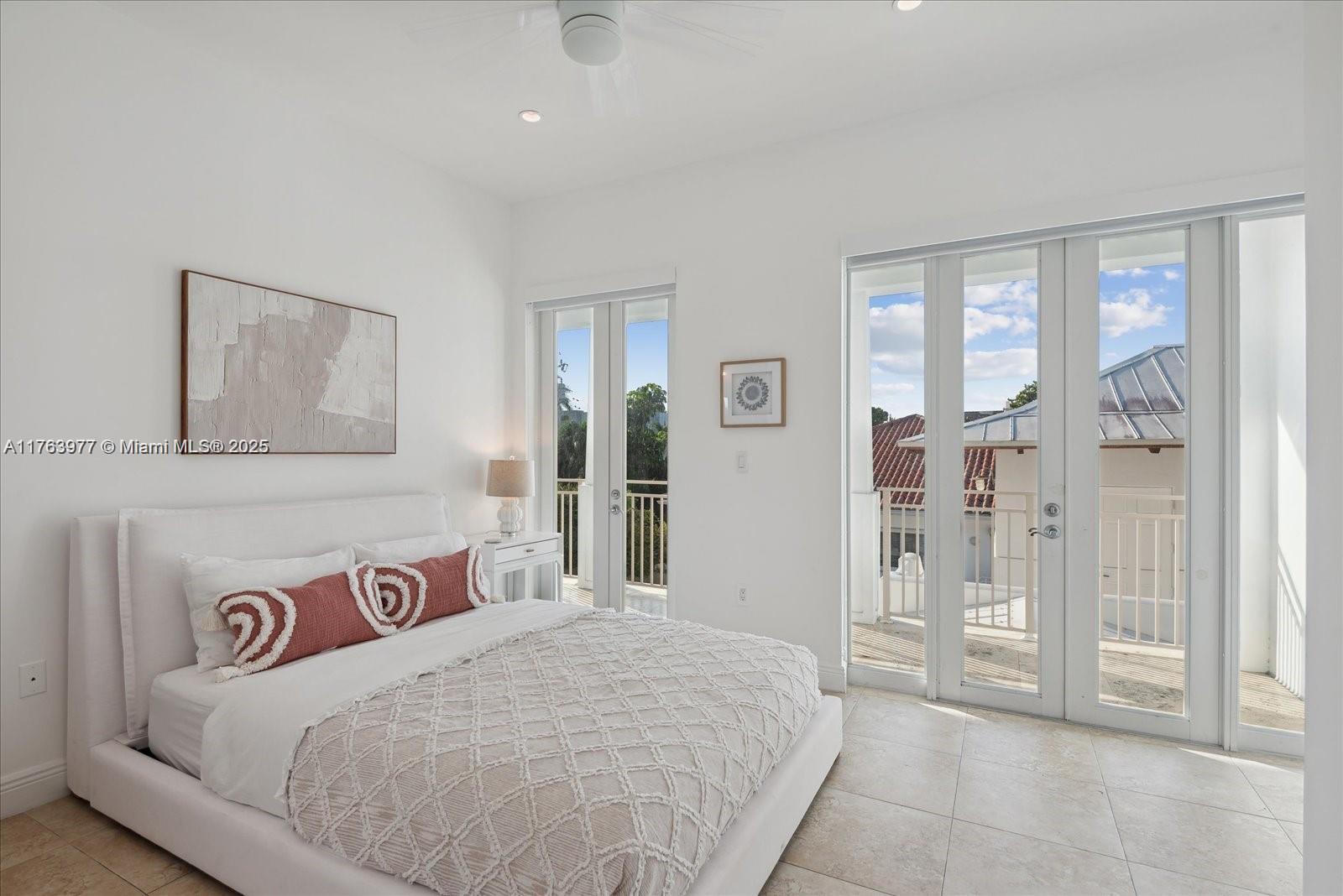 TROPICAL ISLE HOMES SUB 4 - Residential Lease