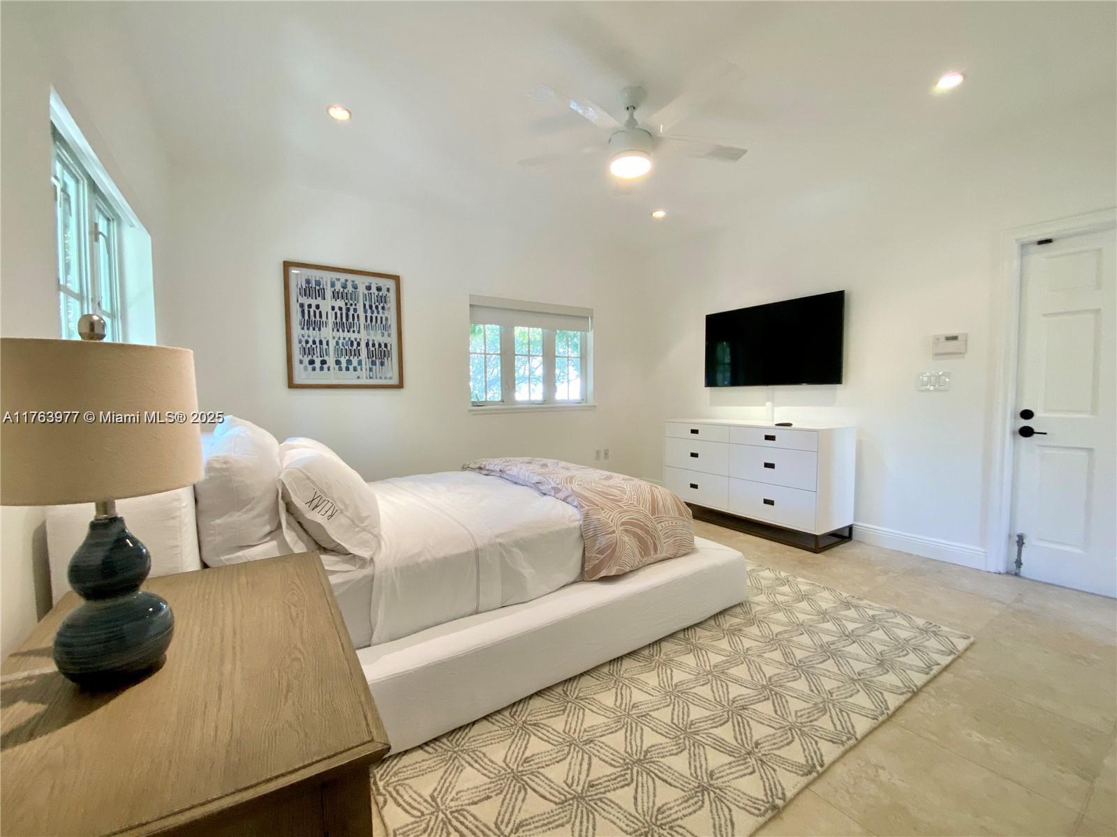 TROPICAL ISLE HOMES SUB 4 - Residential Lease