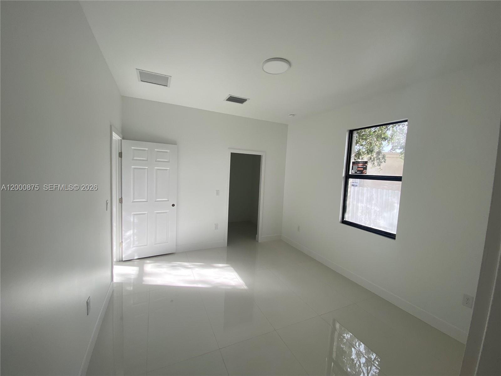 MAGNOLIA GARDENS CONSOLID - Residential Lease