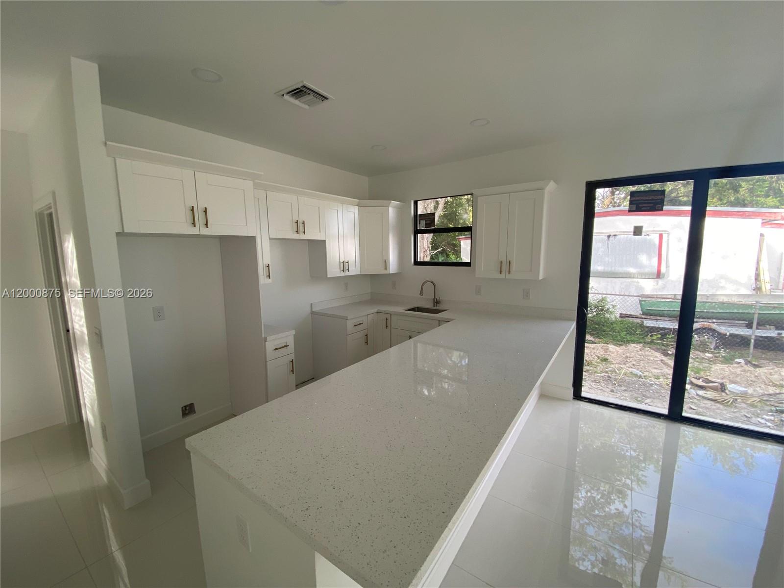 MAGNOLIA GARDENS CONSOLID - Residential Lease