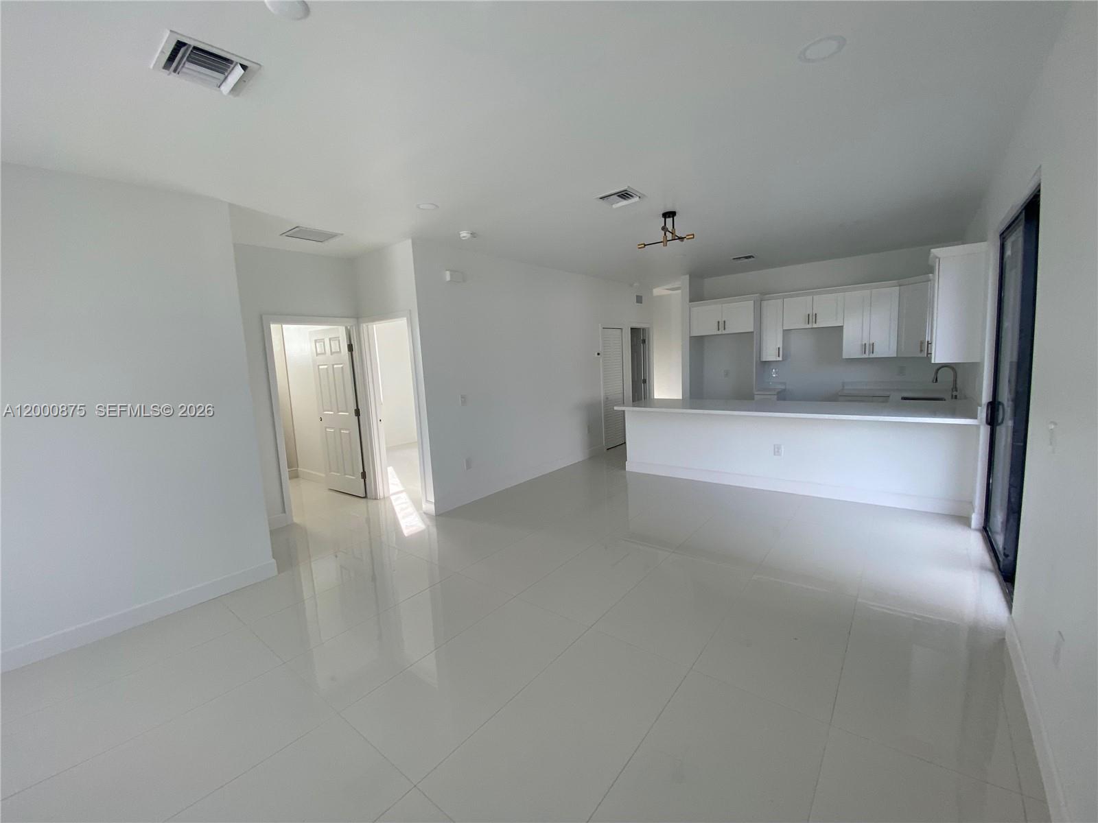 MAGNOLIA GARDENS CONSOLID - Residential Lease