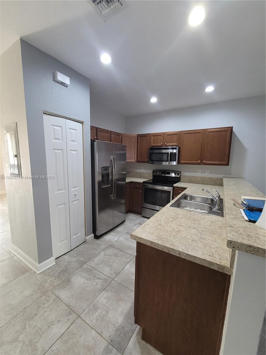 MARTINIQUE AT OASIS REPLA - Residential