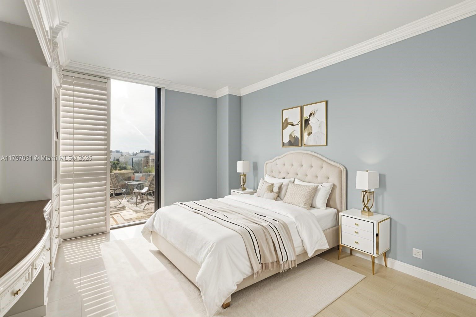 TURNBERRY ISLE SOUTH COND - Residential