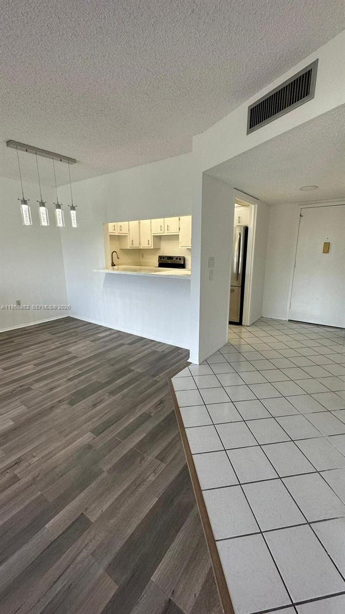 MANORS OF INVERRARY XI - Residential