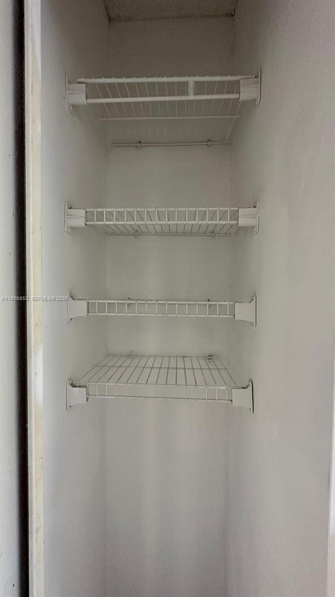 MANORS OF INVERRARY XI - Residential