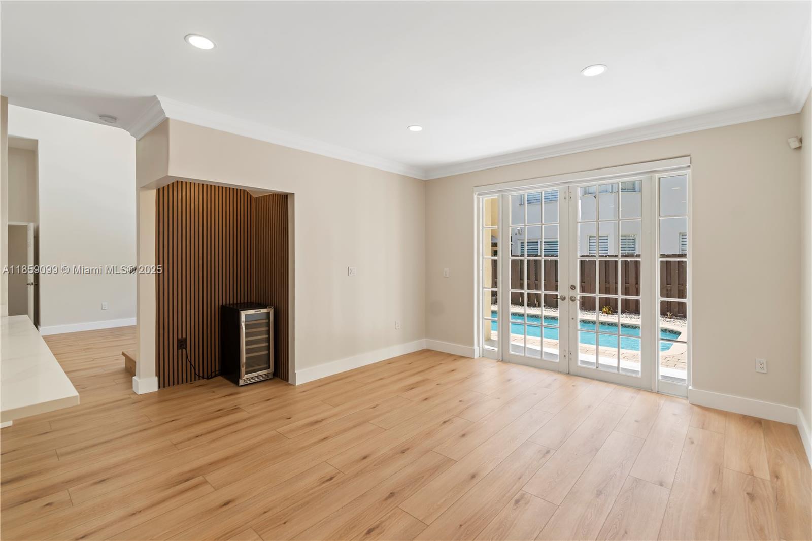 SAVANNAH AT DORAL - Residential Lease