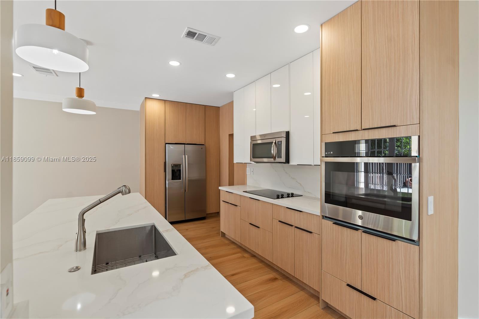 SAVANNAH AT DORAL - Residential Lease