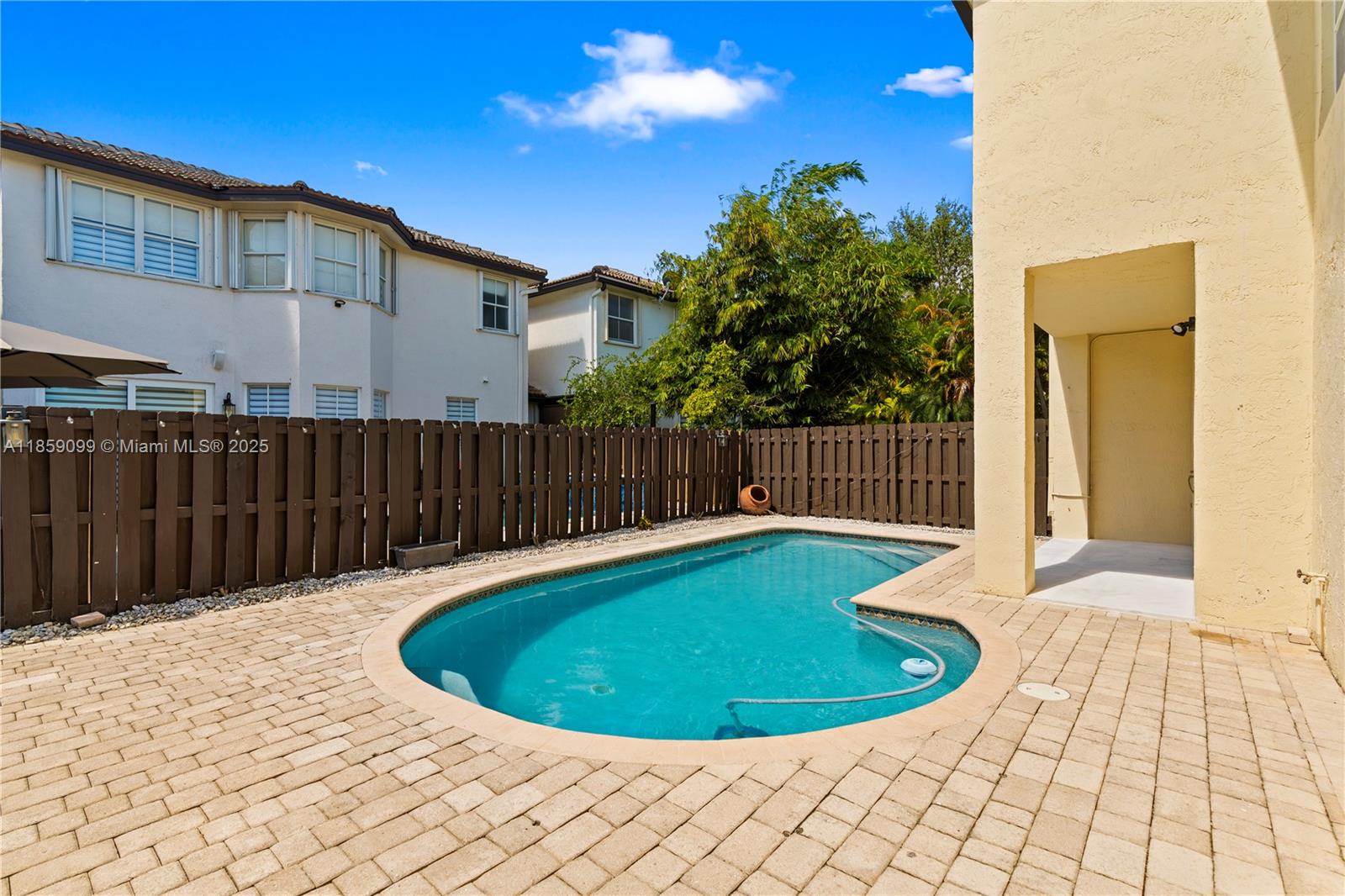 SAVANNAH AT DORAL - Residential Lease