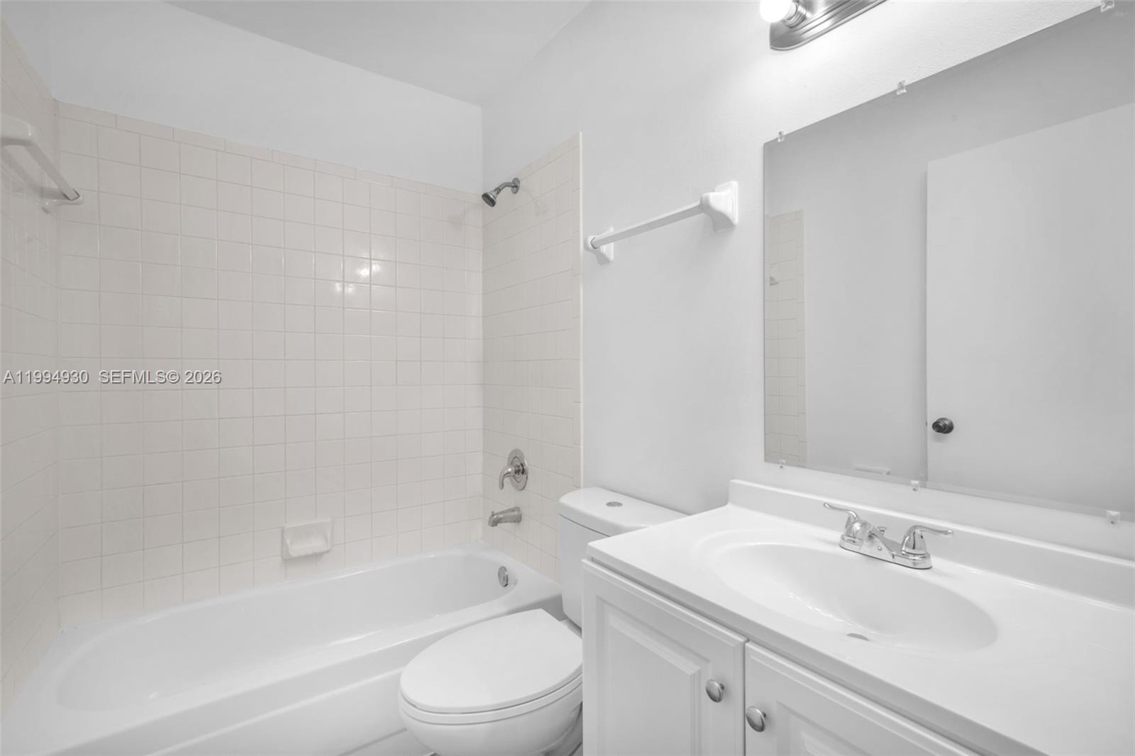 SUMMER LAKE - Residential Lease