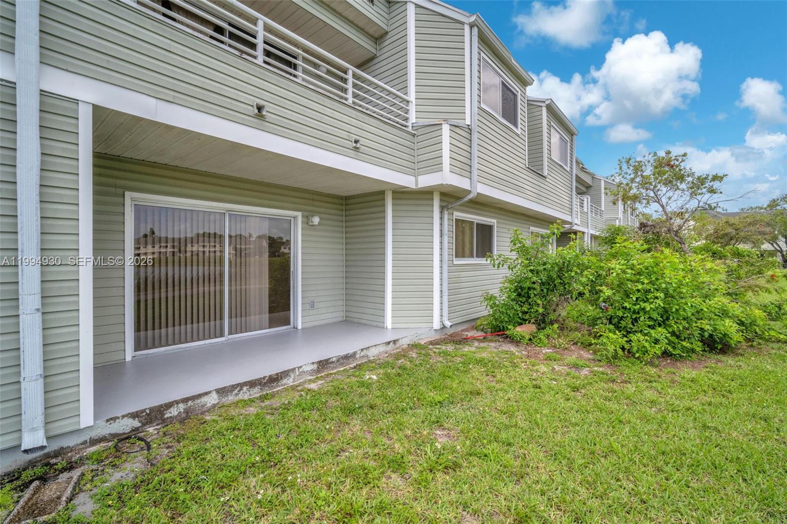 SUMMER LAKE - Residential Lease