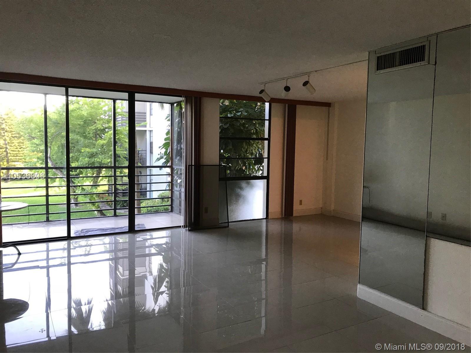 BISCAYA III CONDO - Residential