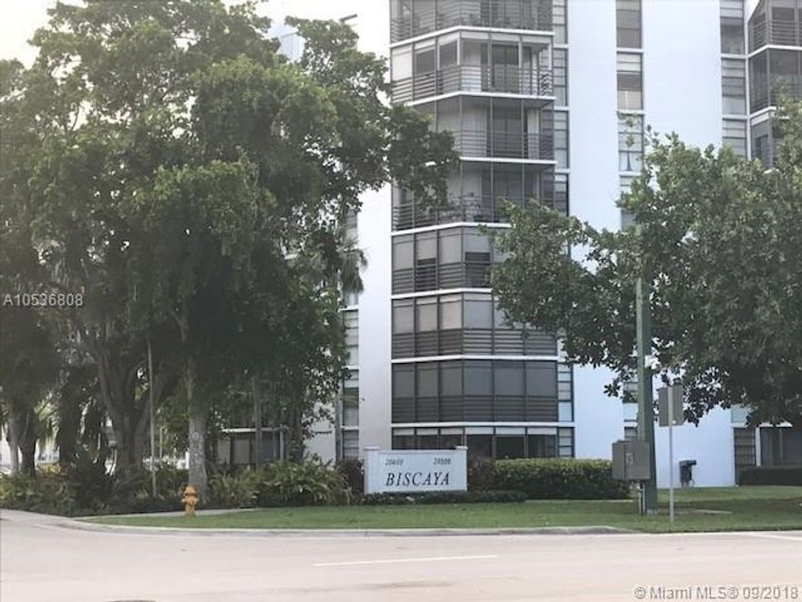 This is a spacious convertible unit with 2 full baths. Nice garden view. The 2nd bedroom is easy to close with a wall and door or leave as a larger living room, depending on buyer's wish. Porcelain floors throughout, new kitchen beige cabinets. Great amenities: gym, club house, heated pool & bbq. 24 hrs. roving security. Secured gate and elevator entrance. Walking distance to Aventura Mall, Publix, Whole Foods, Drug Stores, Shops, and Restaurants. Also available for rent. 55+ complex