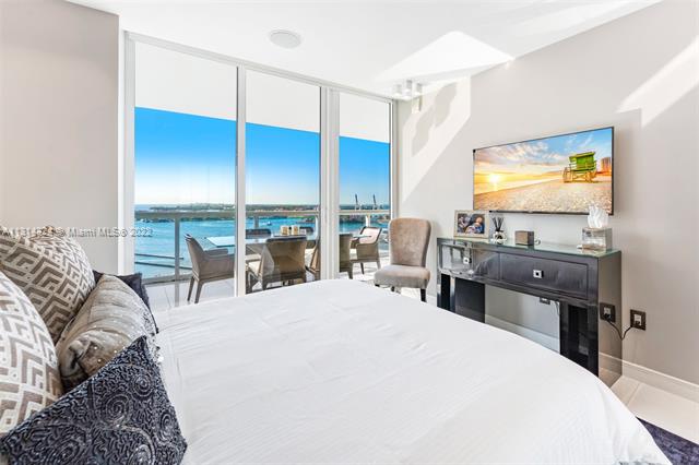 ICON CONDO - Residential