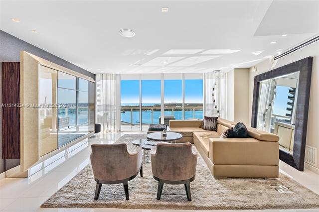 ICON CONDO - Residential