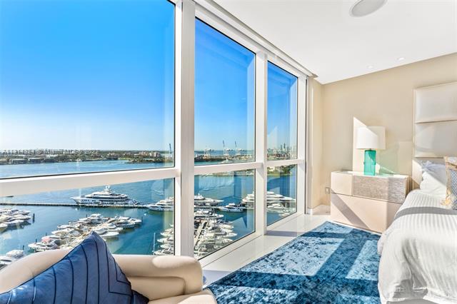 ICON CONDO - Residential
