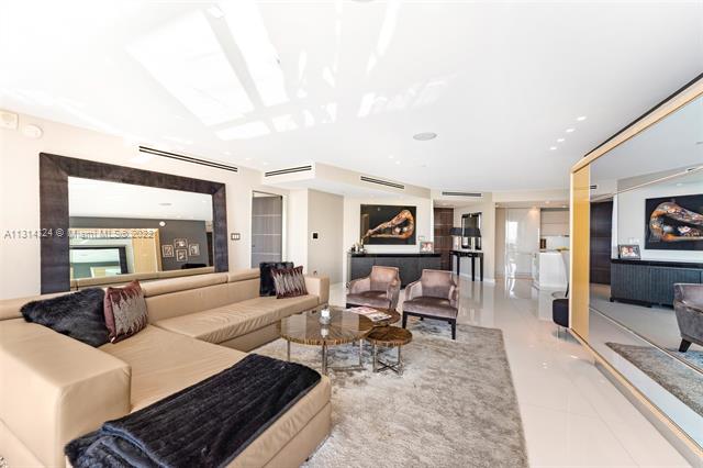 ICON CONDO - Residential