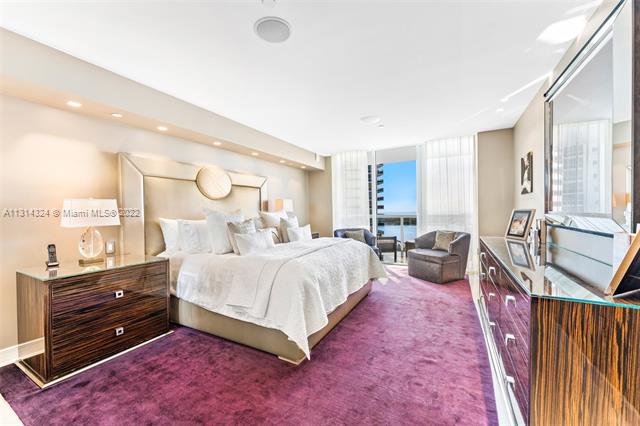 ICON CONDO - Residential