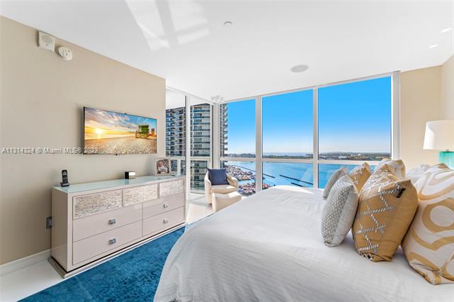 ICON CONDO - Residential