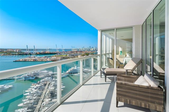 ICON CONDO - Residential