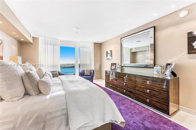 ICON CONDO - Residential
