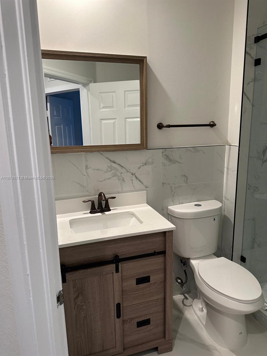 BOARDWALK AT VIZCAYA COND - Residential