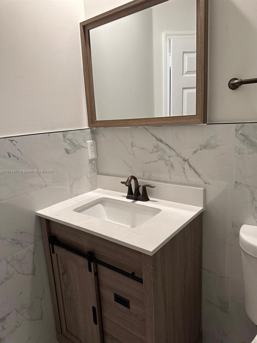 BOARDWALK AT VIZCAYA COND - Residential