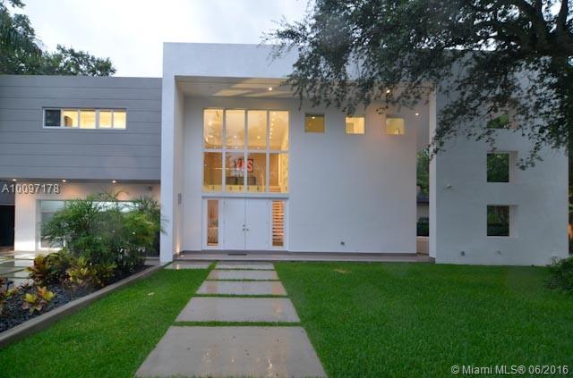 Pinecrest Manor - Residential Lease