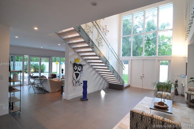 Pinecrest Manor - Residential Lease