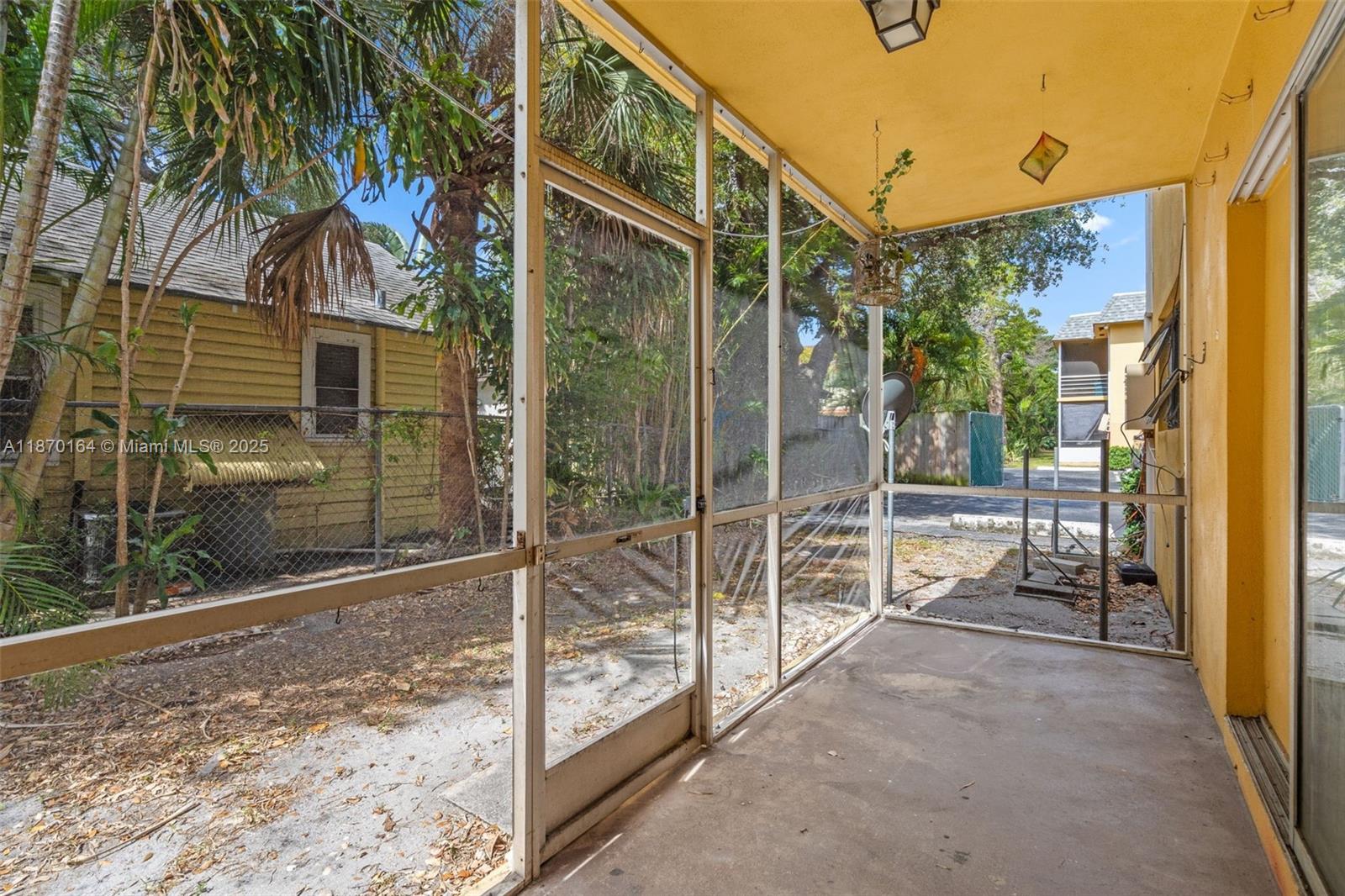 ENCLAVE SANDPIPER CONDO - Residential