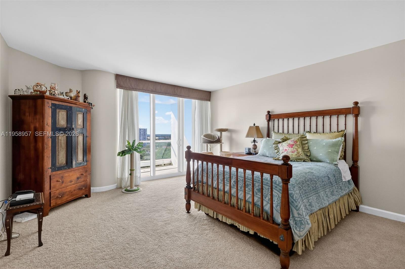 7000 ISL BLVD WILLIAMS IS - Residential