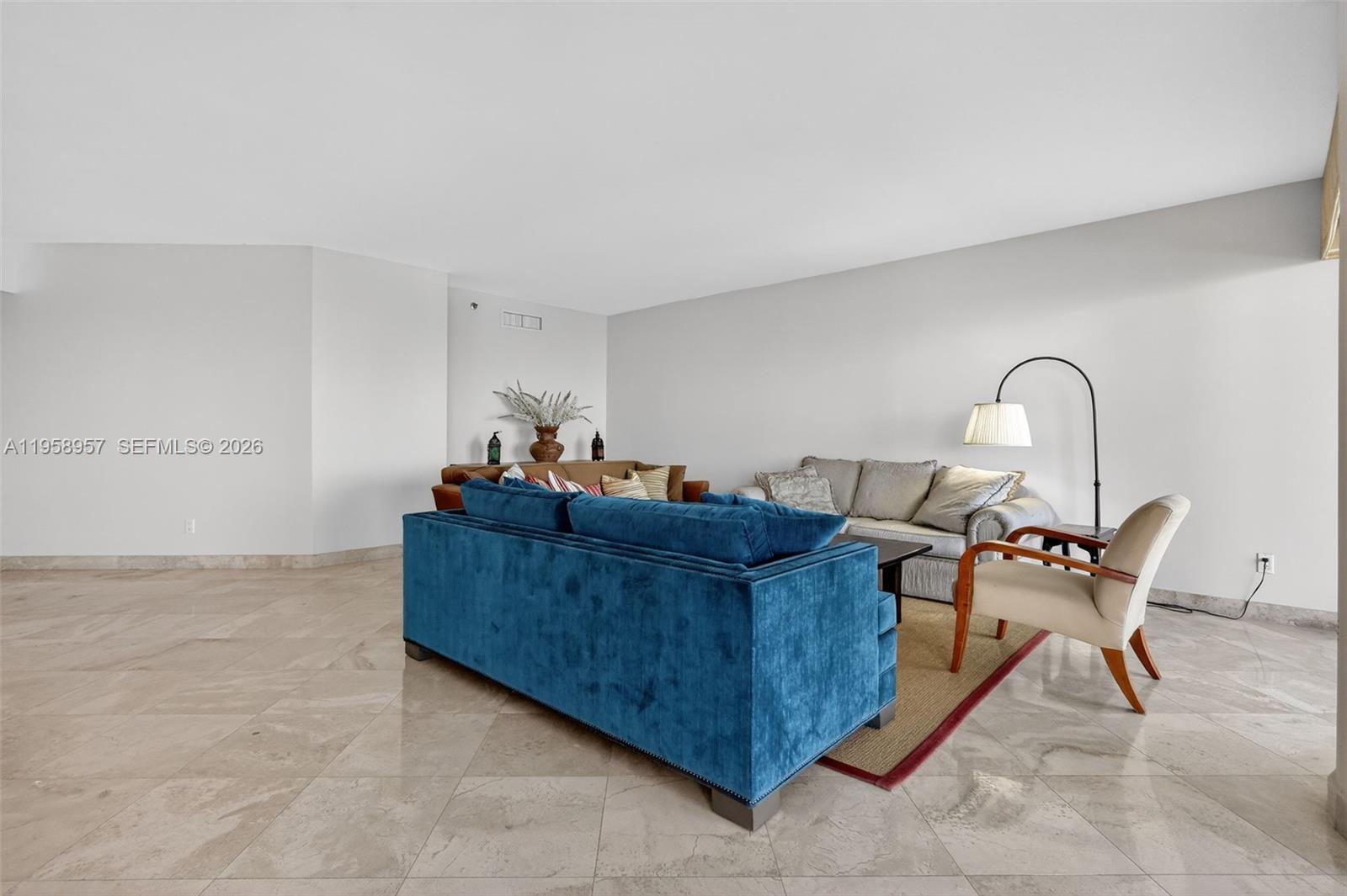 7000 ISL BLVD WILLIAMS IS - Residential