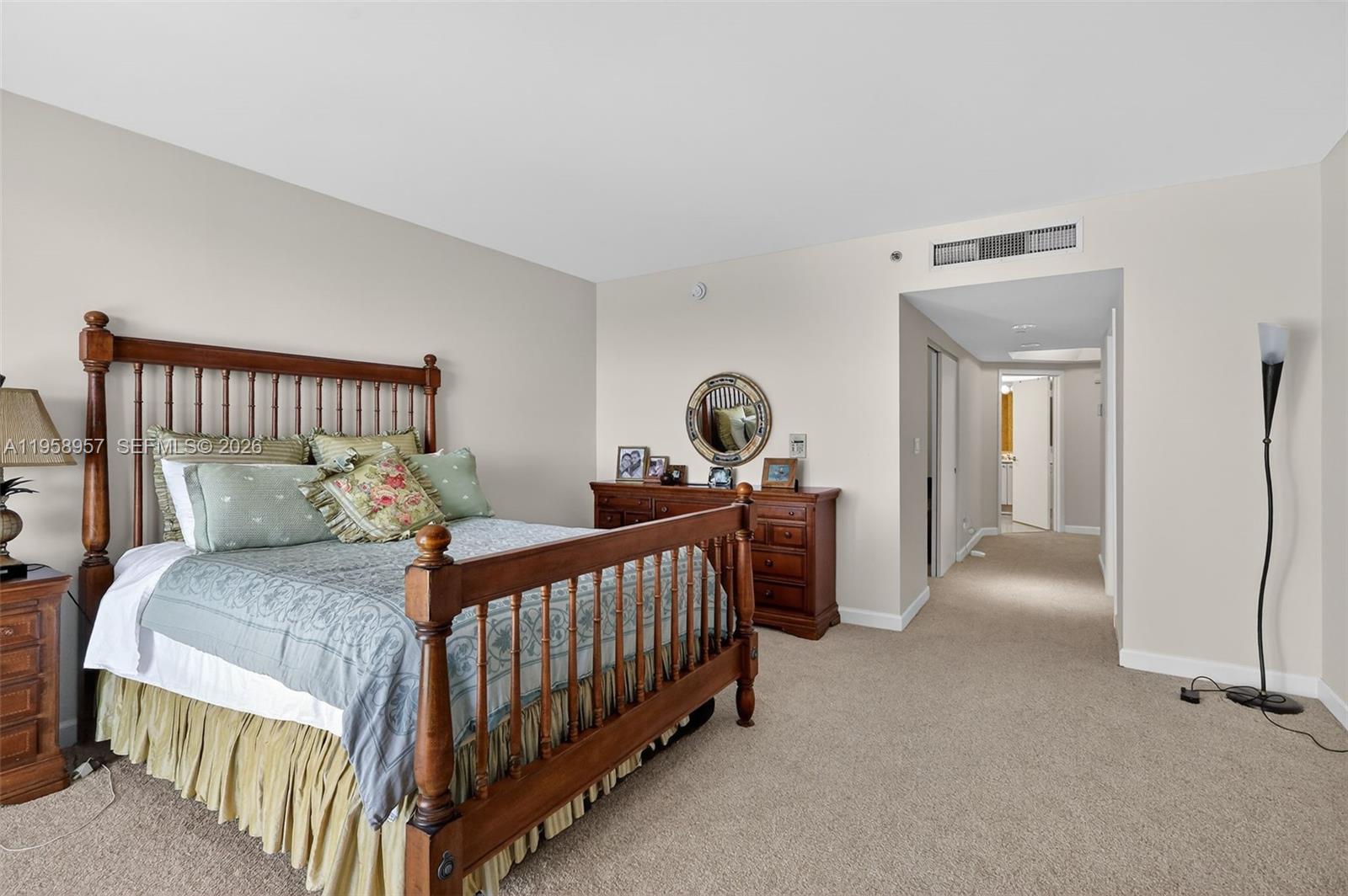 7000 ISL BLVD WILLIAMS IS - Residential