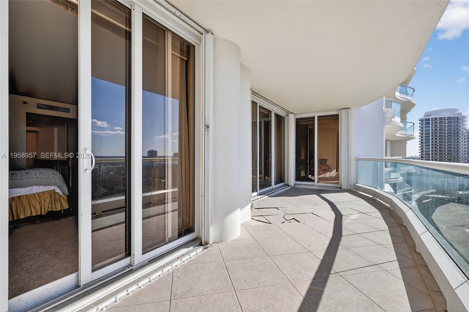 7000 ISL BLVD WILLIAMS IS - Residential