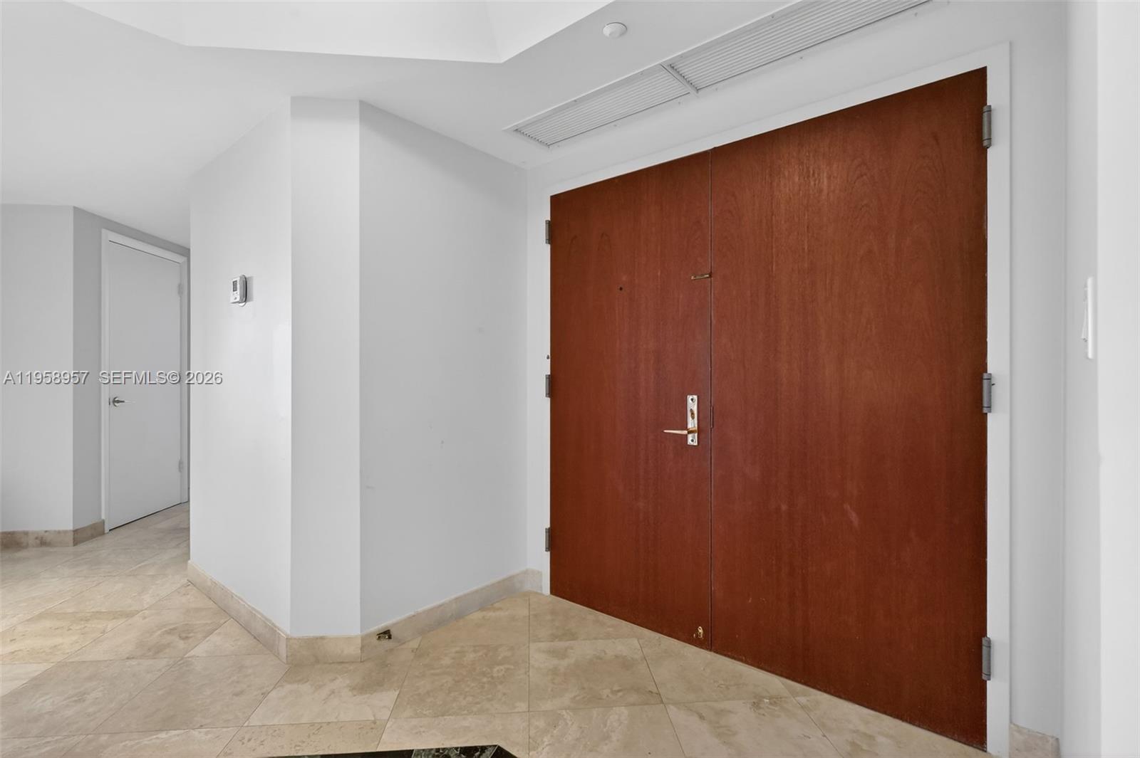 7000 ISL BLVD WILLIAMS IS - Residential