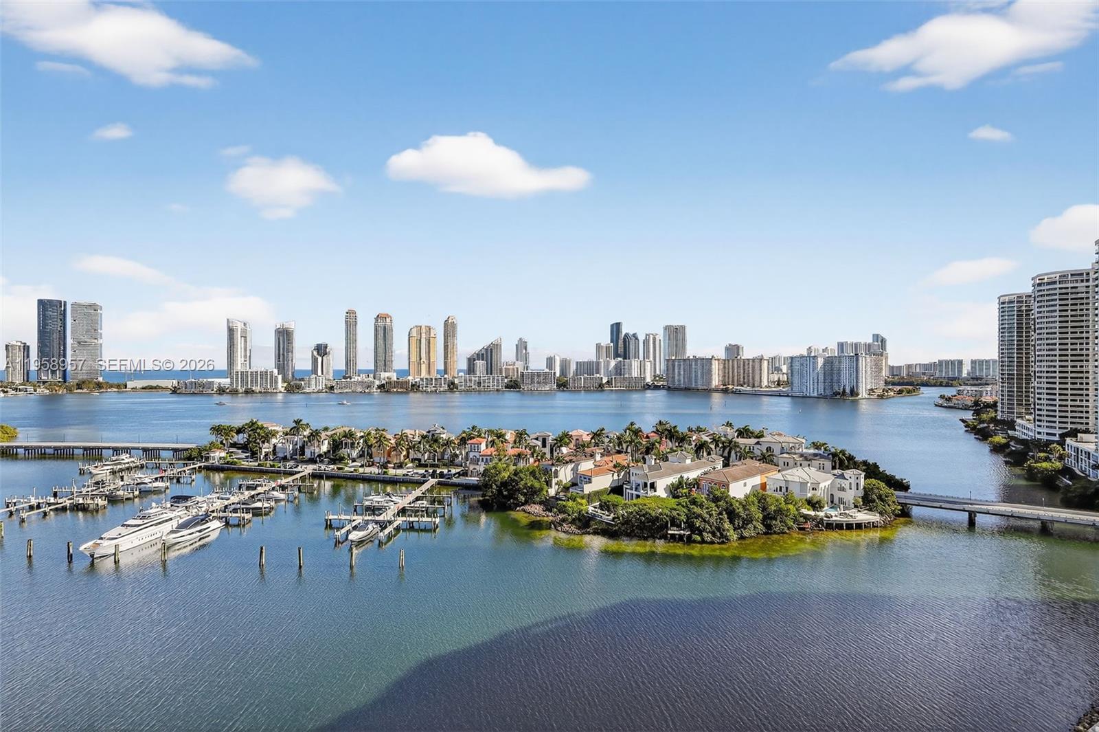 7000 ISL BLVD WILLIAMS IS - Residential