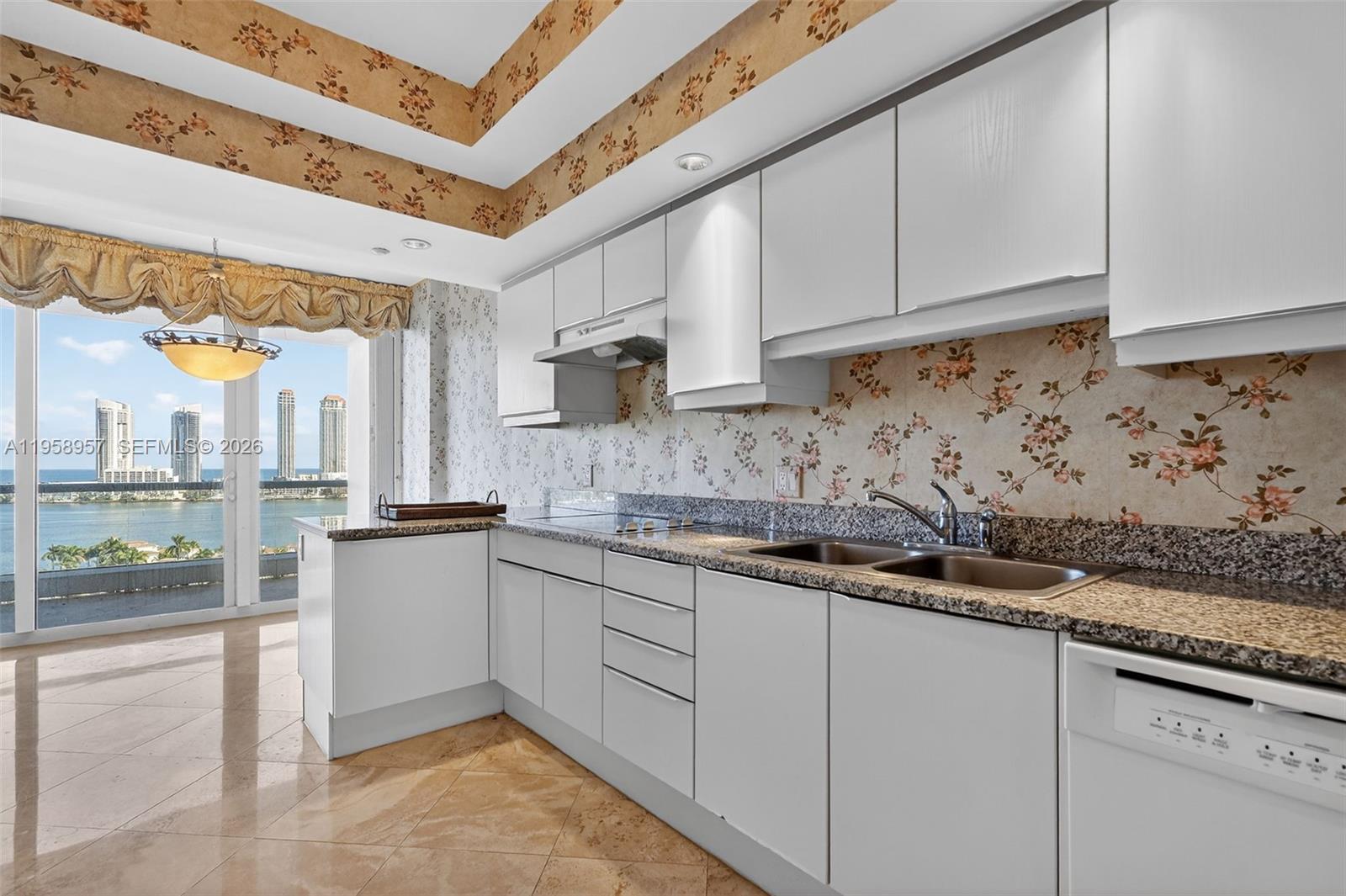 7000 ISL BLVD WILLIAMS IS - Residential